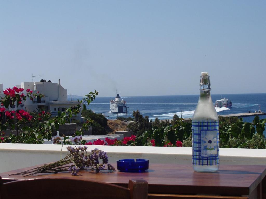 Parathyro Sto Aigaio 1 Tinos Exterior photo